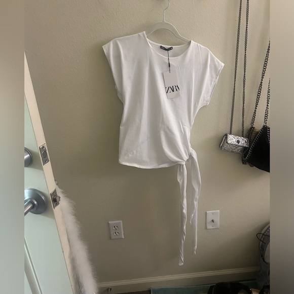Zara Top - Picture 1 of 2